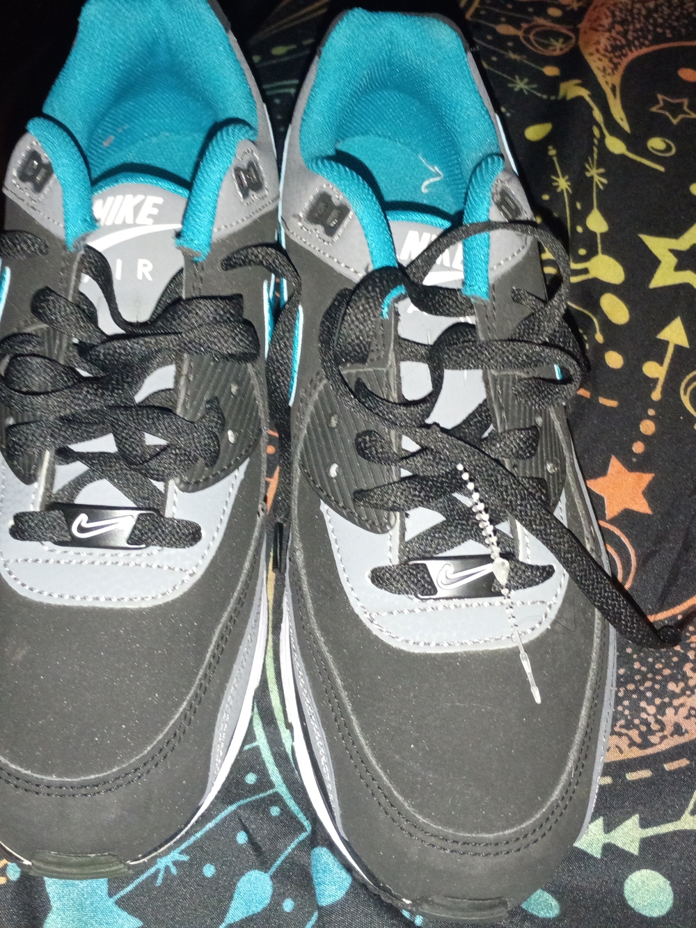 Nike Black & Teal Low-Top Sneakers